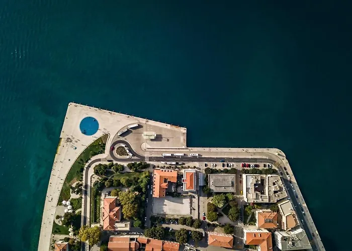 Zara, Centar Daire Zadar