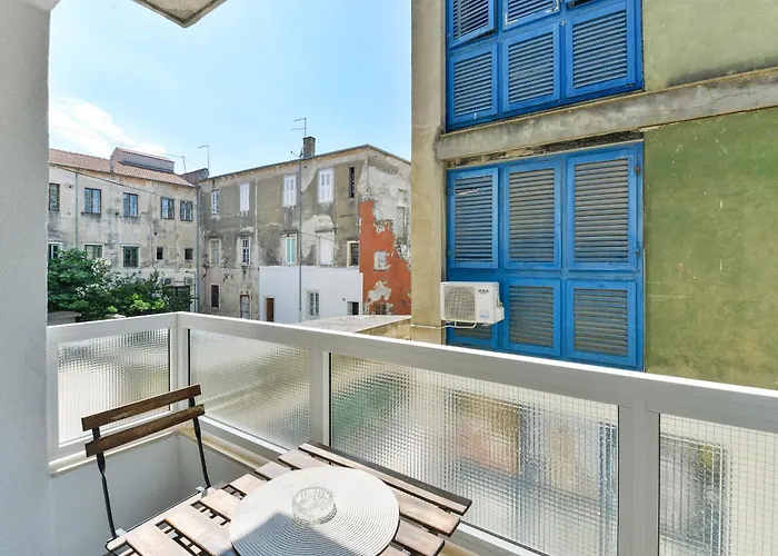 Zara, Centar Apartman